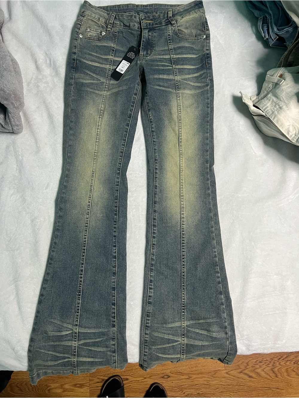 Fashion Nova  Flared Jeans